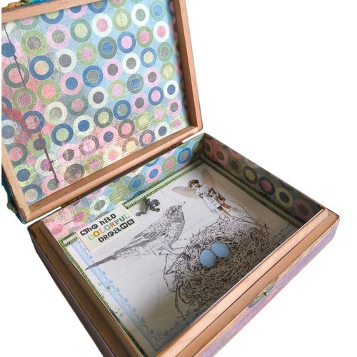 Floral Nature Altered Cigar Box - Crystal or Tarot Storage 