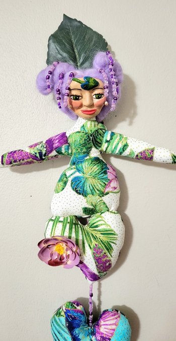 Flora - Goddess of Flowering Plants - Spirit Doll String of Hearts